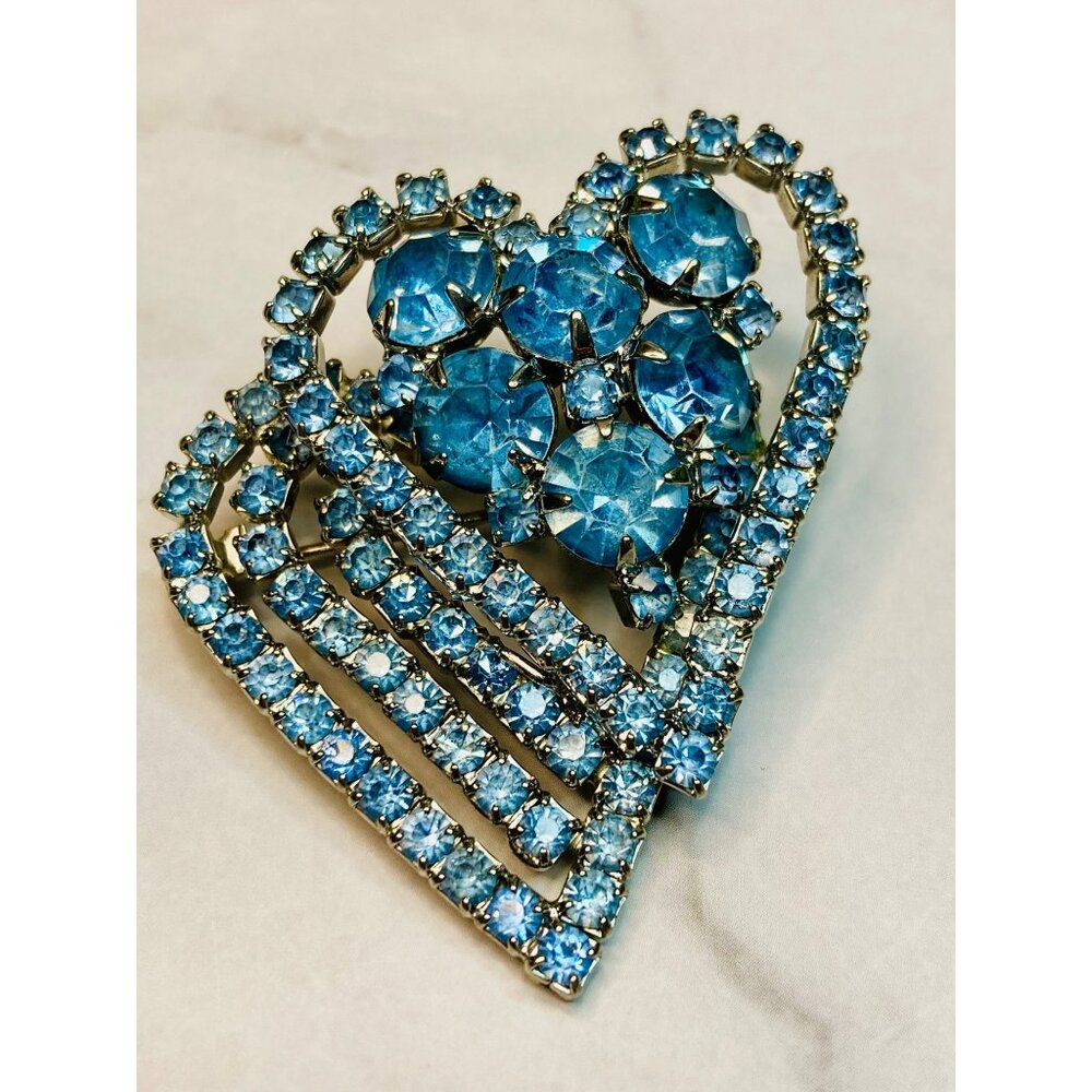 Vintage Stacked Blue Rhinestone Silver Tone Heart Brooch -342